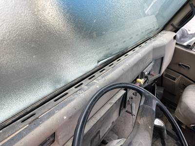 International 8300 Dashboard Assembly