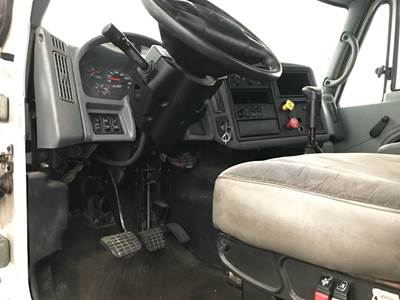 International 8600 Dashboard Assembly
