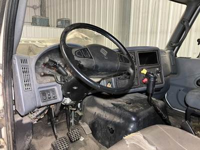 International 8600 Dashboard Assembly