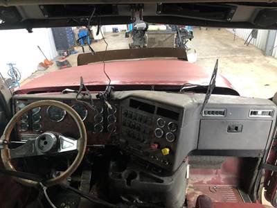 International 9400 Dashboard Assembly