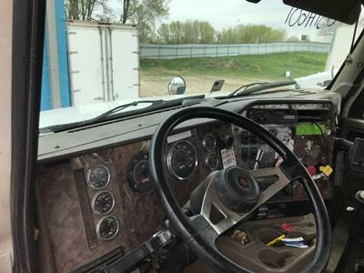 International 9400 Dashboard Assembly