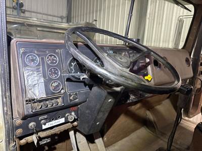 International 9400 Dashboard Assembly