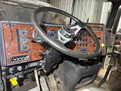 International 9400 Dashboard Assembly
