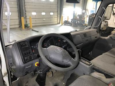 International CF600 Dashboard Assembly