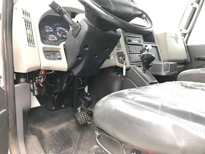 International DuraStar 4300 Dashboard Assembly for a International Durastar (4300)