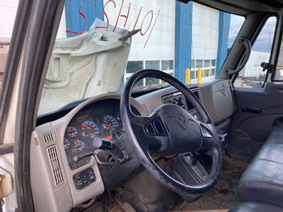 International DuraStar 4300 Dashboard Assembly for a International Durastar (4300)