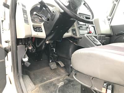 International DuraStar 4400 Dashboard Assembly for a International Durastar (4400)