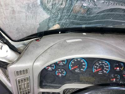 International DuraStar 4400 Dashboard Assembly for a International Durastar (4400)