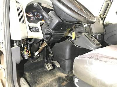 International DuraStar 4400 Dashboard Assembly for a International Durastar (4400)