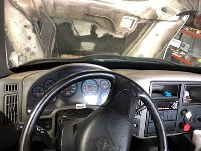 International DuraStar 4400 Dashboard Assembly for a International Durastar (4400)