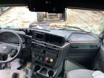 International LT Dashboard Assembly