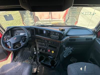 International LT Dashboard Assembly