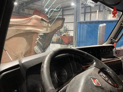 International LT Dashboard Assembly