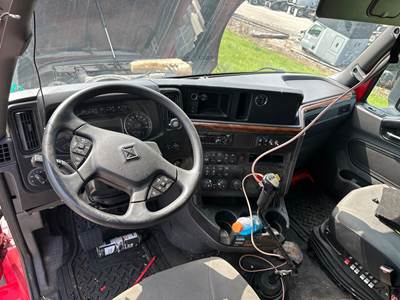 International LT Dashboard Assembly