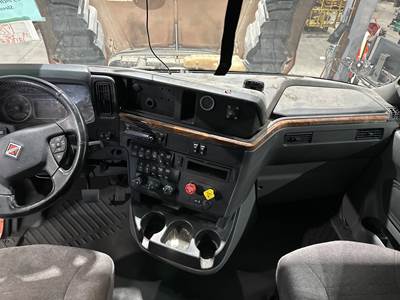 International LT Dashboard Assembly