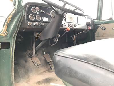 International Loadstar 1600 Dashboard Assembly for a International 1600 Loadstar