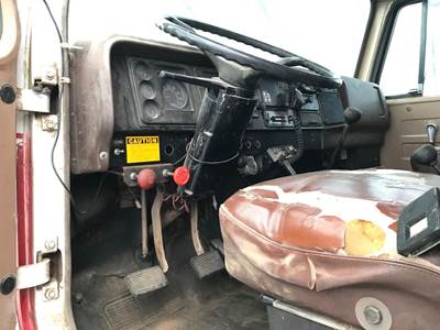 International S1900 Dashboard Assembly