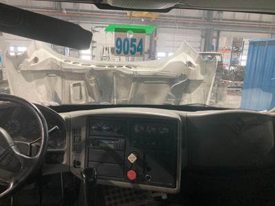 International TranStar 8600 Dashboard Assembly for a International Transtar (8600)