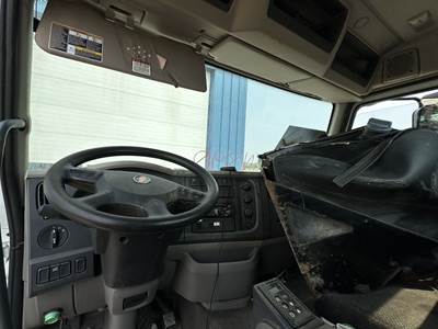 Kenworth K370 Dashboard Assembly