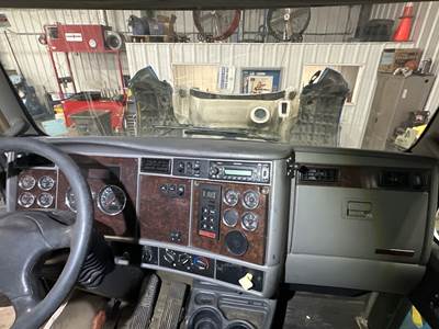 Kenworth T370 Dashboard Assembly