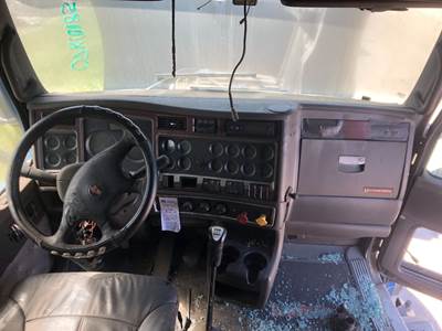 Kenworth T600 Dashboard Assembly
