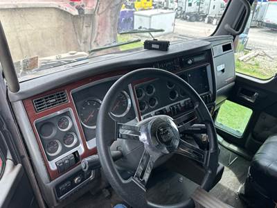 Kenworth T600 Dashboard Assembly