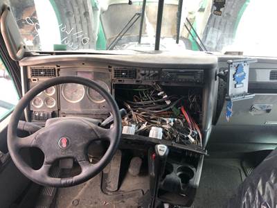 Kenworth T660 Dashboard Assembly