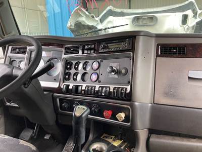 Kenworth T660 Dashboard Assembly