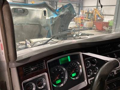 Kenworth T660 Dashboard Assembly