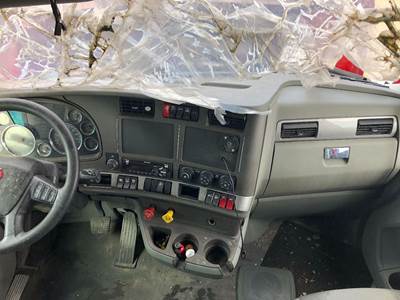 Kenworth T680 Dashboard Assembly