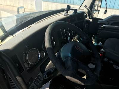 Kenworth T680 Dashboard Assembly