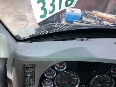 Kenworth T680 Dashboard Assembly