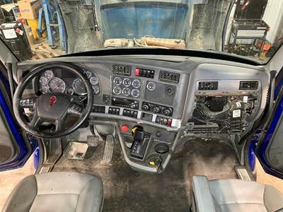 Kenworth T680 Dashboard Assembly
