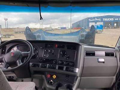 Kenworth T680 Dashboard Assembly