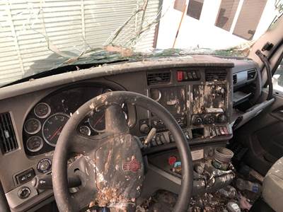 Kenworth T680 Dashboard Assembly