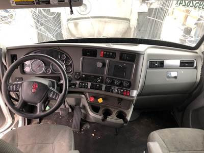 Kenworth T680 Dashboard Assembly