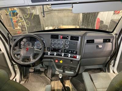 Kenworth T680 Dashboard Assembly