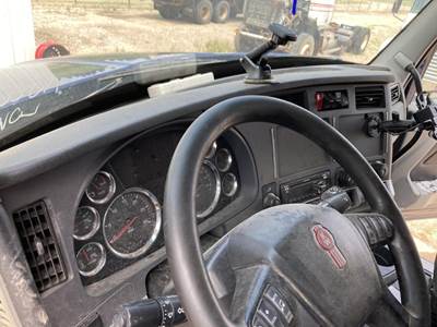 Kenworth T680 Dashboard Assembly