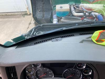 Kenworth T680 Dashboard Assembly