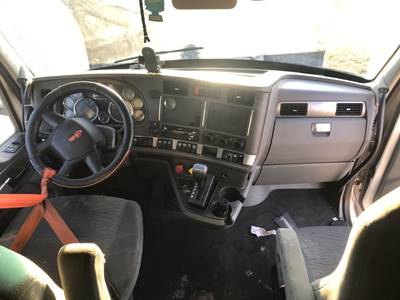 Kenworth T680 Dashboard Assembly