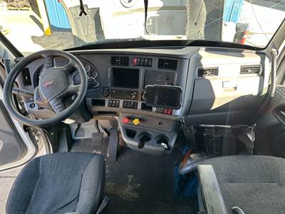 Kenworth T680 Dashboard Assembly