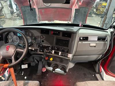 Kenworth T680 Dashboard Assembly