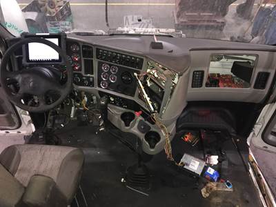 Kenworth T700 Dashboard Assembly