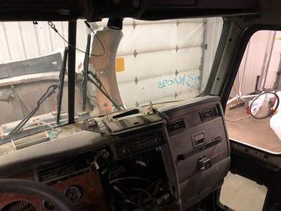 Kenworth T800 Dashboard Assembly