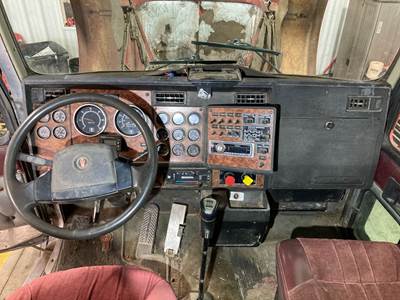 Kenworth T800 Dashboard Assembly