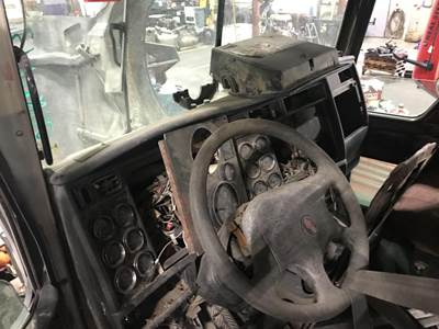 Kenworth T800 Dashboard Assembly