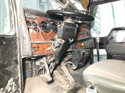 Kenworth T800 Dashboard Assembly