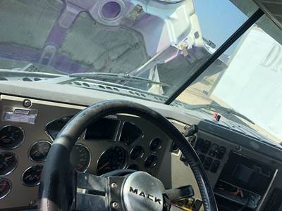 Mack CXU Dashboard Assembly