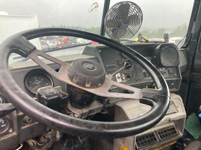 Mack DM800 Dashboard Assembly