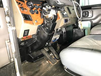 Peterbilt 330 Dashboard Assembly